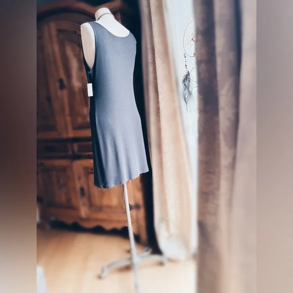 Aerie Reversible Ribbed Mini Dress | Charcoal
Size: XL NWT - Picture 7 of 8